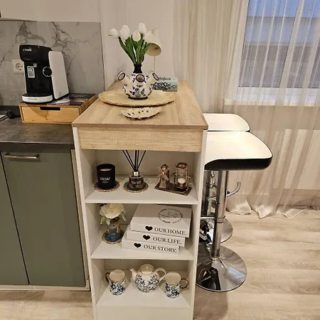 Charming In - 30 Sqm With Terrace Apartment *