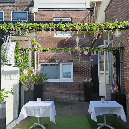 Charming In - 30 Sqm With Terrace