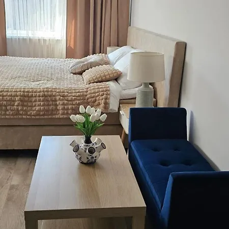 Charming In - 30 Sqm With Terrace Lisse