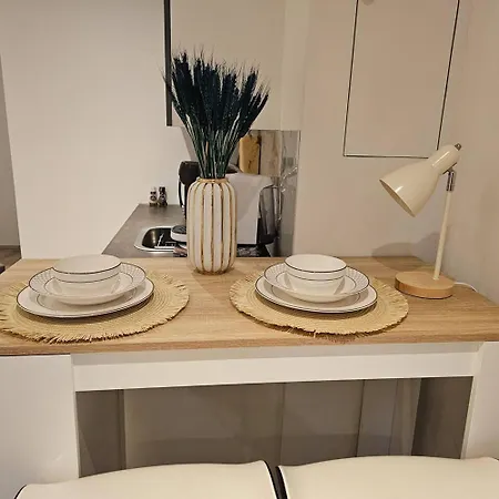 Διαμέρισμα Charming In - 30 Sqm With Terrace Lisse